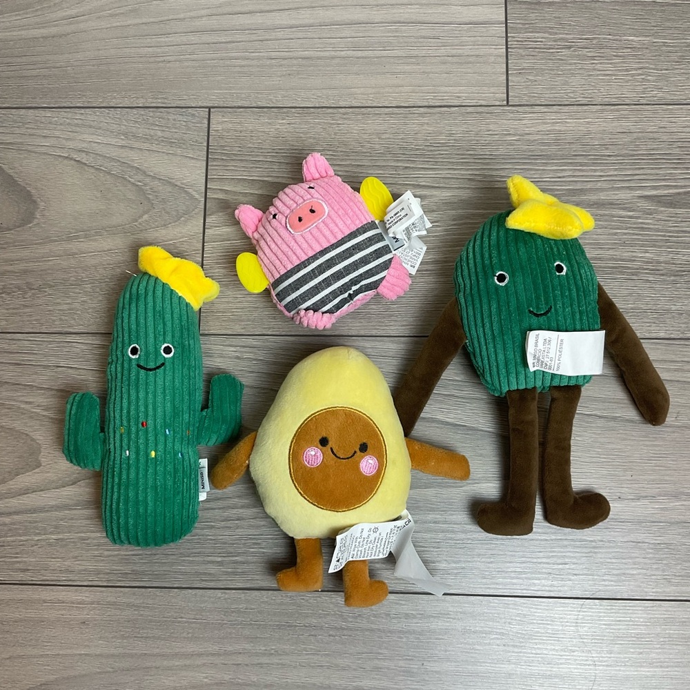 Bundle of Miniso Squeaking plush dog toys NWOT
